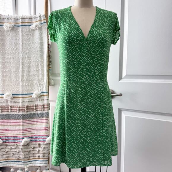 Reformation Dresses & Skirts - Reformation Dawn Green White Floral Short Sleeve Wrap Mini Dress Women’s Size XS